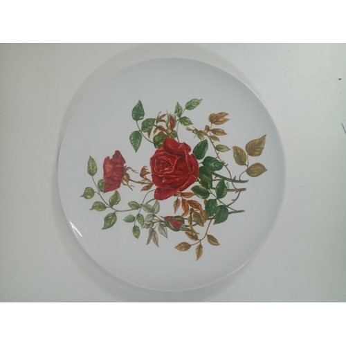 900 - A Vintage Hutschenreuther Cabinet Plate Dated 1958