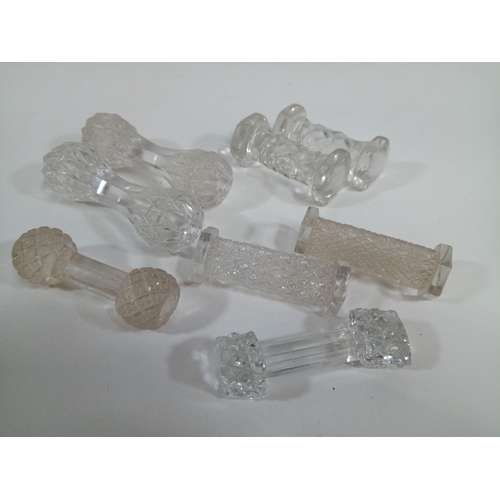 912 - An Assortment of Crystal Knife Rests