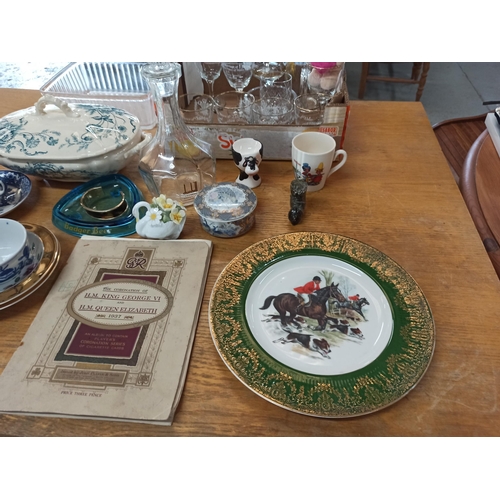 269 - **Royal British Legion Lot** A Glory box of china and glassware including Royal Wedding memorabilia,... 