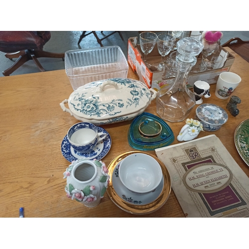 269 - **Royal British Legion Lot** A Glory box of china and glassware including Royal Wedding memorabilia,... 