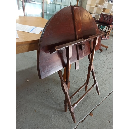 640 - A 19th Century Folding Coaching Table - Beech - 34x90cm