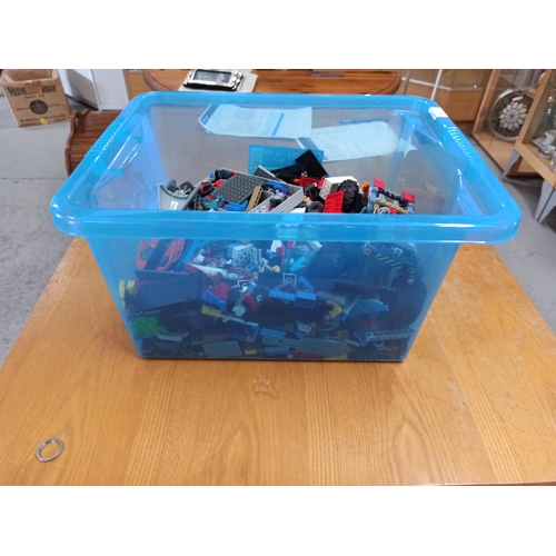 1007 - Approx 5.4kgs of Assorted Lego