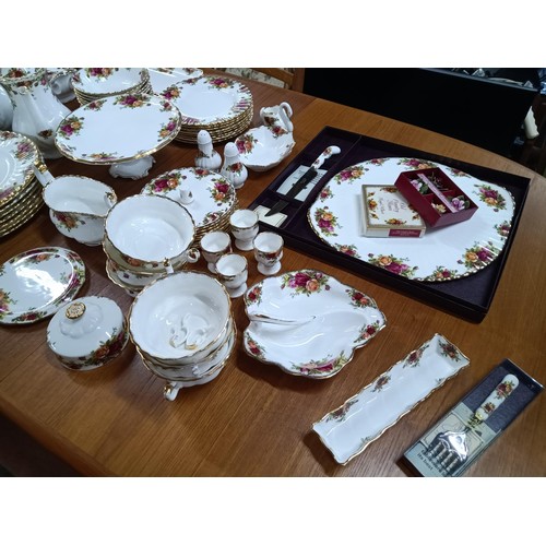 572 - A 127 Piece Royal Albert Country Rose Dinner and Tea Service.