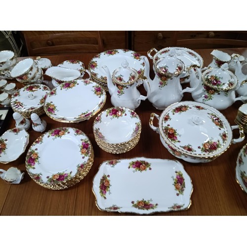 572 - A 127 Piece Royal Albert Country Rose Dinner and Tea Service.