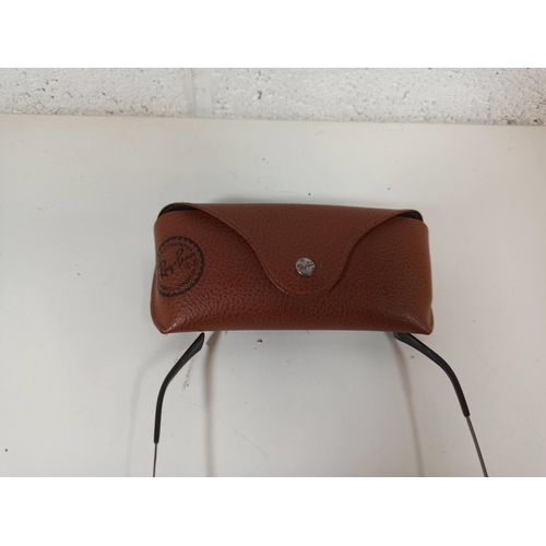 647 - Ray Ban Sunglasses and case (require repair/attention)