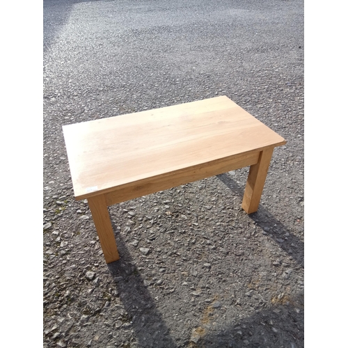 707 - A Pine coffee table