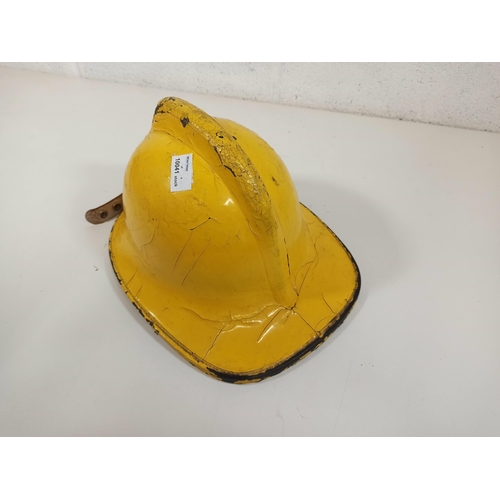 725 - A Firemans Helmet