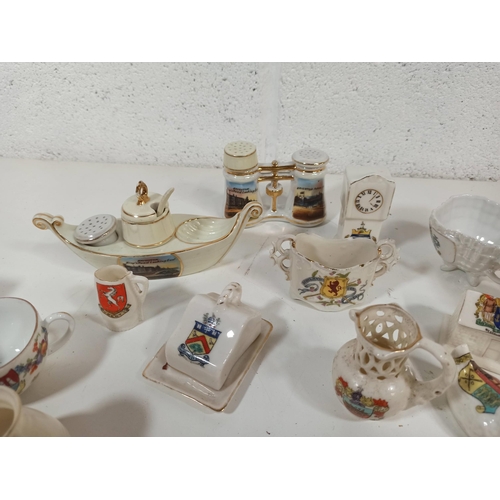 652 - A Collection of approx 45 Arcadia Crestware