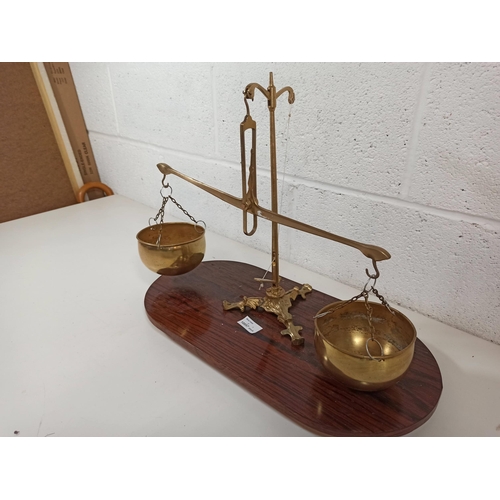 380 - A Set of Brass Balance Scales