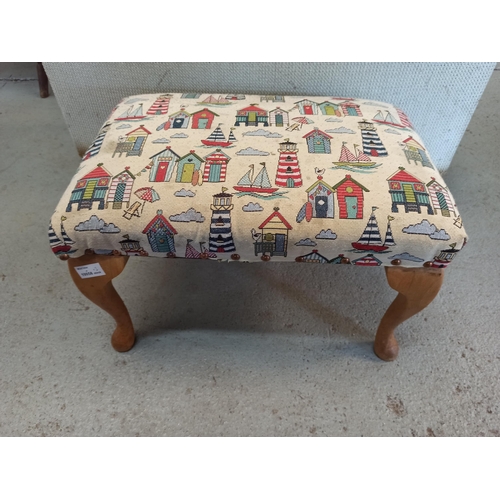 835 - A Lloyd Loom Style Ottoman and Stool