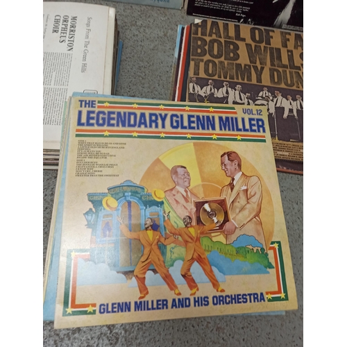 515 - A Qty of Vinyl LP Records including Glen Miller etc