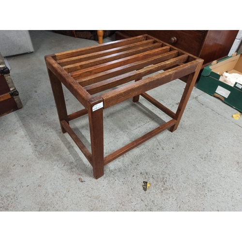 723 - An Oak Luggage Rack