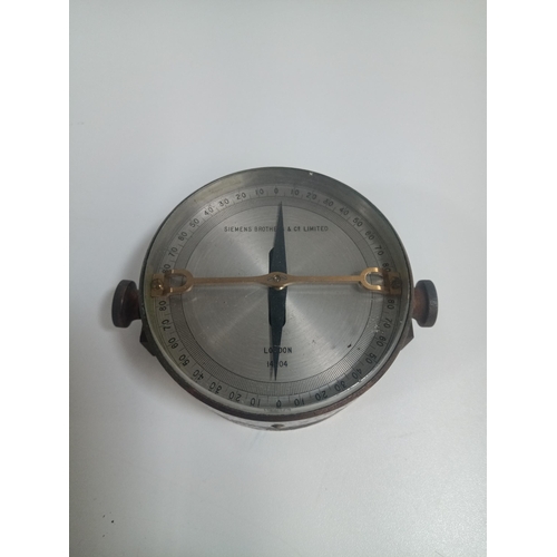 654 - A Vintage Siemans Brass Compass