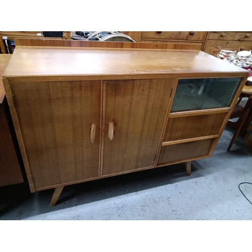 545 - A Mid Century Design Avalon Yatton Sideboard Unit 121x48x89cm