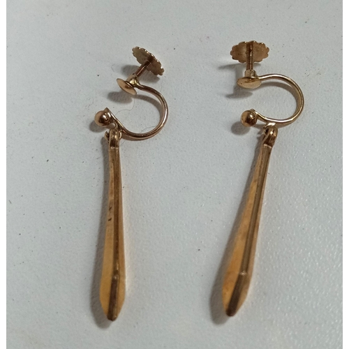 409 - A Pair of 9ct Gold Screw fit drop earrings