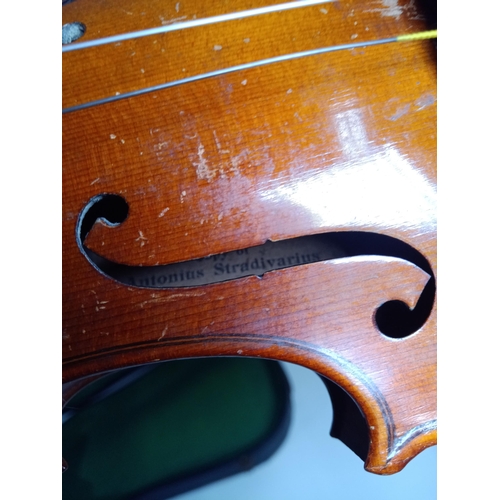 924 - An Antonius Stradivarius Violin