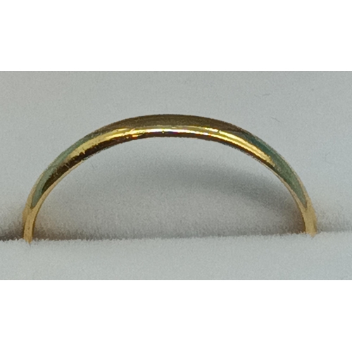 422 - 22ct Hallmarked Gold Wedding Ring, Size R/S