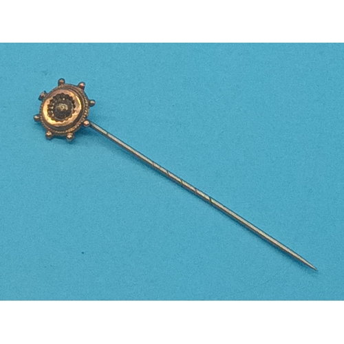 441 - Hallmarked 15ct Stick Pin