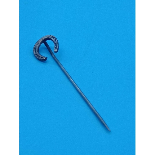 436 - Hallmarked Lucky Horseshoe 9ct Gold Stick Pin