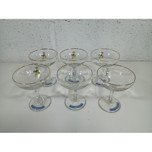 372 - Babycham Glasses x 4 plus 2 x Snowball Glasses