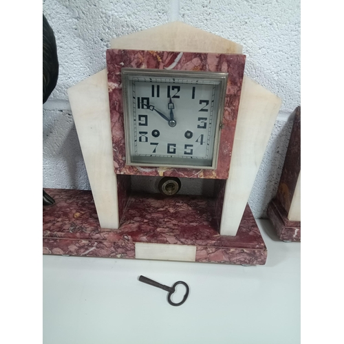 530B - A 1930's Art Deco Marble and Bronze Mantle Clock with Statue of a Stag and Garnitures ( slight chip ... 