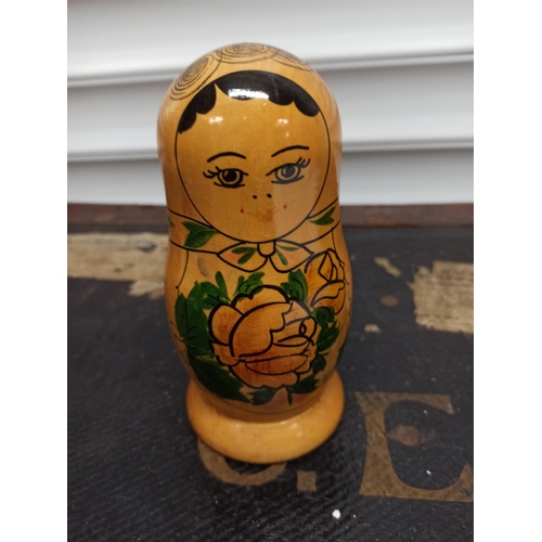 656 - Russian Matryoshka Nesting Dolls ( 7)