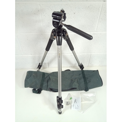 857B - A Professional Camera Tripod Opticron Discovery