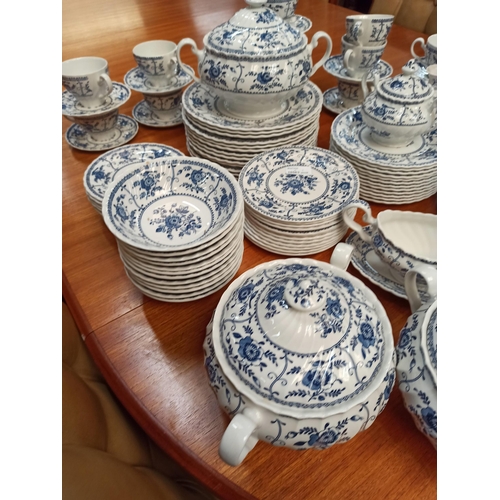 574 - Vintage Johnson Bros. Indies Blue & White Dinner Service - 4 x Serving Tureens, 1 x Large Oval Platt... 