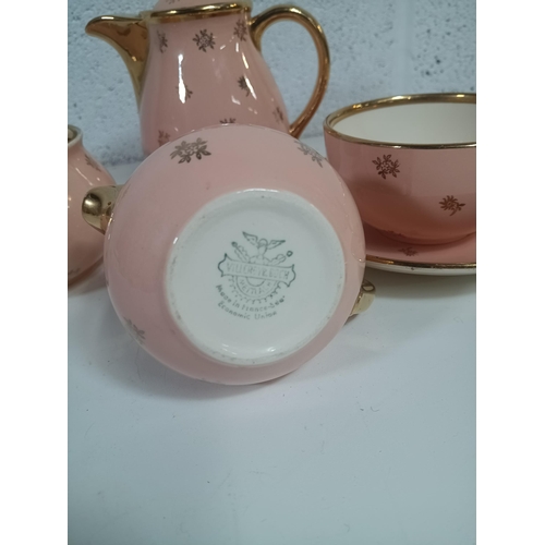 668 - A Vintage Villeroye & Boch Tea Set For One Tea Service