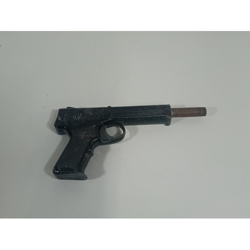 352 - A Vintage Diana SP50 Air Pistol