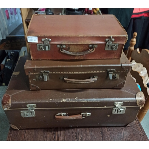 779 - Vintage Suitcases , Small, Medium and Large