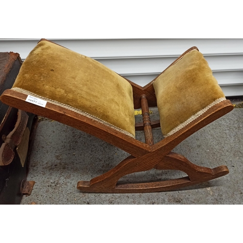 624 - Childs Oak Rocking Chair