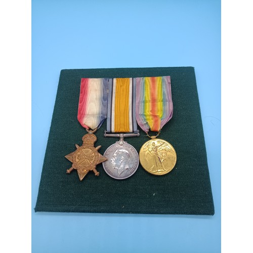 389 - World War 1 Medal Trio Great War Pair and 1914-15 Star. 2605 PTE SG TEGAR R W KENT R