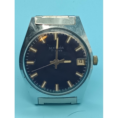 495 - A Vintage Sekonda Automatic 17 Jewel Watch with Date