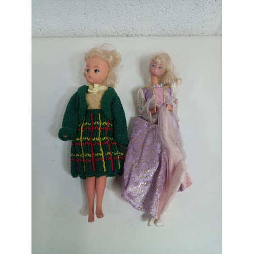 289 - **Royal British Legion Lot** A Vintage Barbie & Cindy Doll