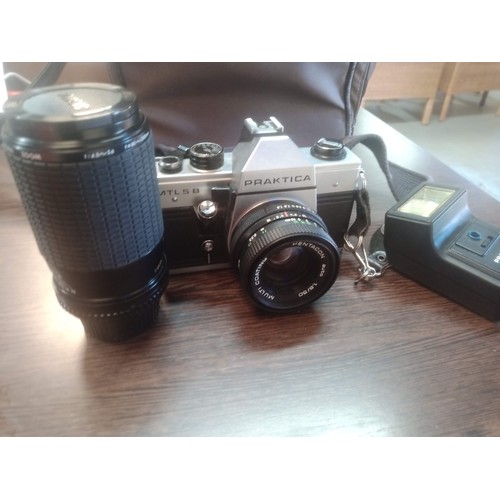 855 - Praktica MTL5B Camera with 2 Lenses, Sigma Zoom f=80-200mm 1:4.5~5.6 and 1.8/50 + Flash Unit and Cas... 