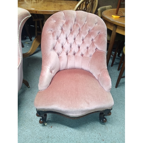 748 - A Victorian Nursing Chair