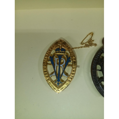 927 - Queens Institute District Nursing Brooches - Ivy Bussell 21 Year Service