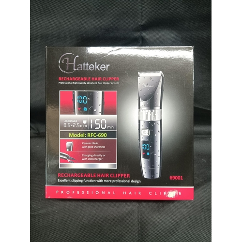 811 - A Set of Box Hatteker Rechargeable Hair Clippers