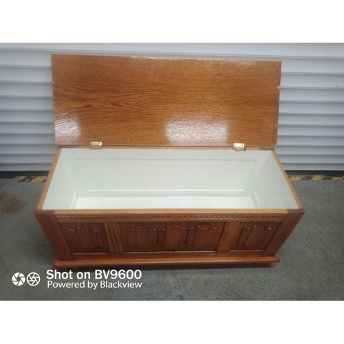 1125 - Wooden Linen Box With Decorative Panels.
48cm H x 105cm W x 40cm D