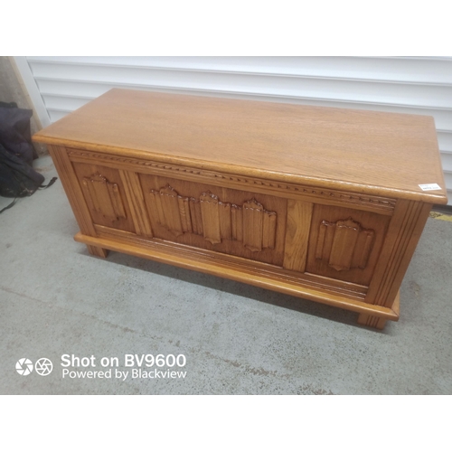 1125 - Wooden Linen Box With Decorative Panels.
48cm H x 105cm W x 40cm D