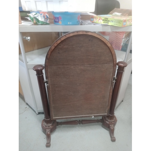 1032 - Large Antique Dressing Table Mirror with Carved Detailing 91cm x 68cm xx 38cm