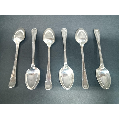 514 - A Set of 6 x Hallmarked Silver Teaspoon 80 gram