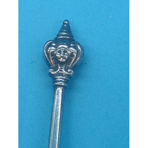 515 - A 19th Century Double Cherub Silver Spoon