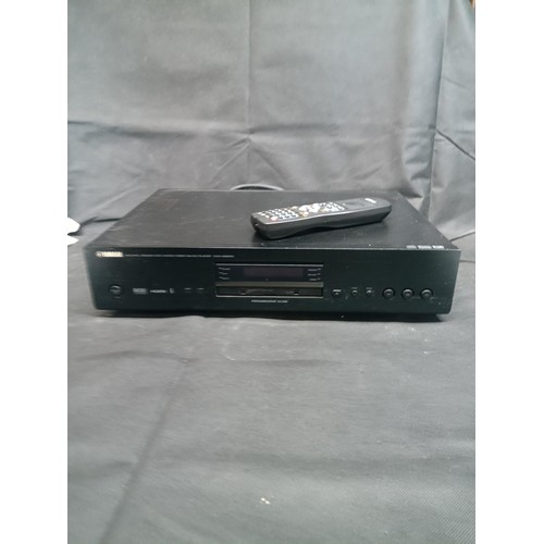 259 - A Yamaha DVD S2500 HDMI DVD Player and Remote - Does not Power on