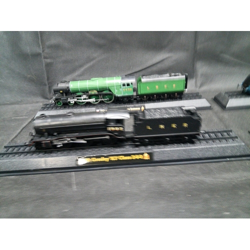 231 - 4 x Model Steam Engine Display Models : 1938 Class 8P Duchess no. 6220, 1938 Class A1 no. 4468 Malla... 