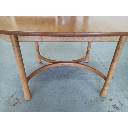 639 - An Ercol Saville, Ash, Light Finish Extending Dining Table and 4 x Chairs (In Very Good condition fo... 