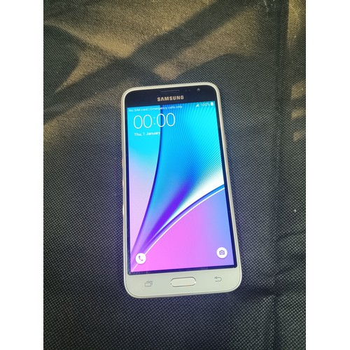 290 - A Samsung Galaxy J3 SH-J320FN Smart Phone - White