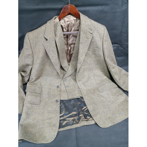 762 - House of Baur Tweed Jacket and Waistcoat 46R