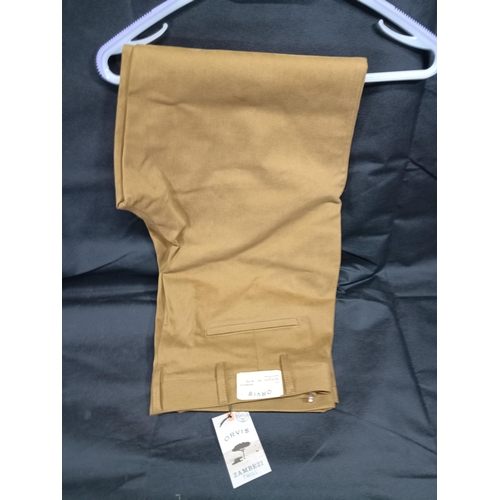 784 - A Pair of Orvis Zambezi Twill Trousers 38 W x 32L with watermark